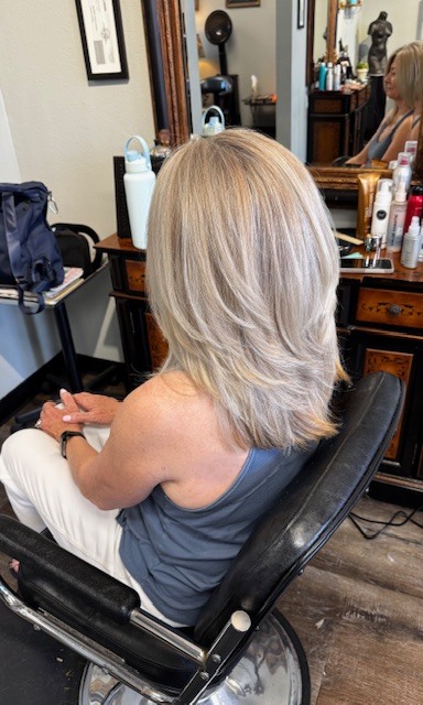 After — Entourage Salon transformation