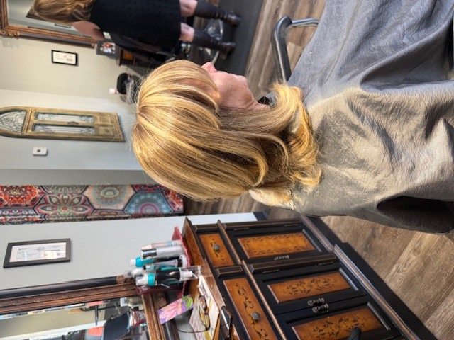 After — Entourage Salon transformation